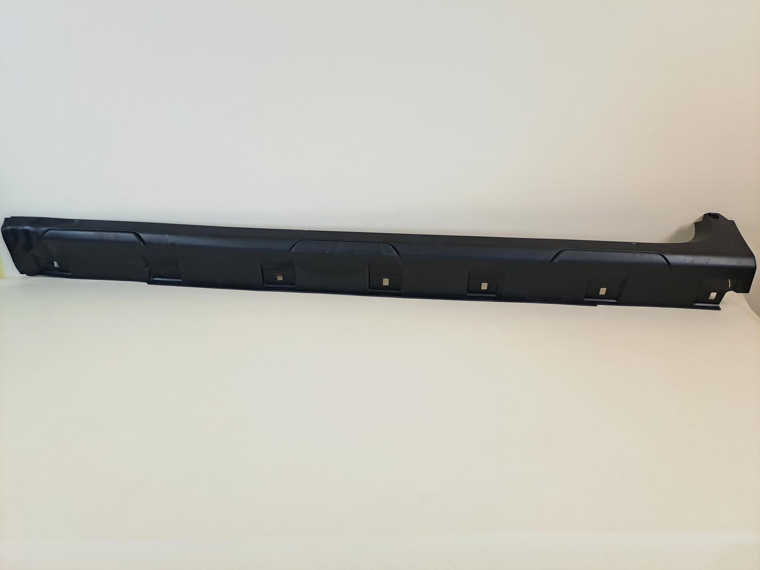 764197469R - Dacia SANDERO III STEPWAY 21R педаль порога ліва