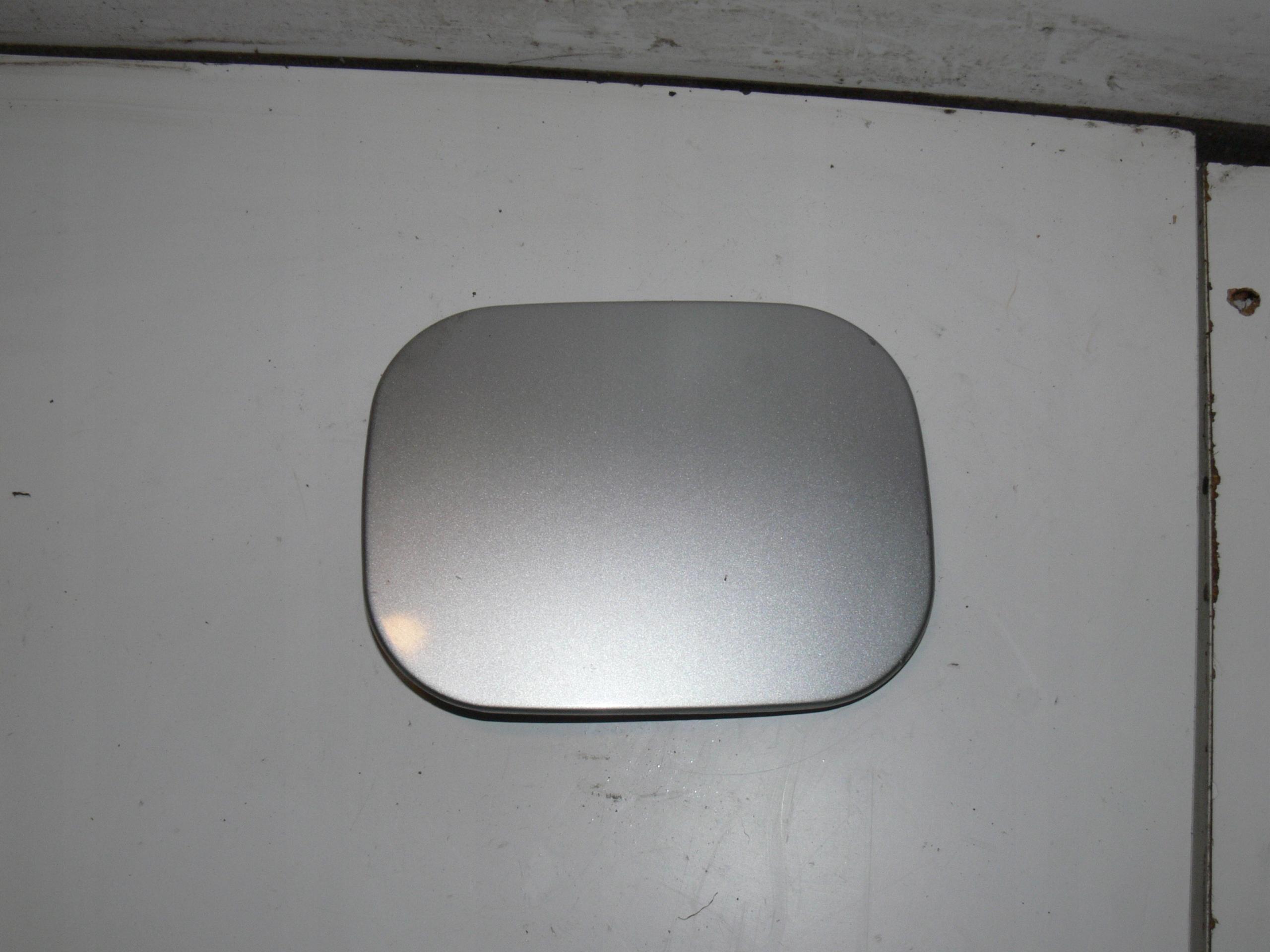 96215780 - DAEWOO LANOS КРИШКА ПАЛИВНОГО БАКА СЕДАН