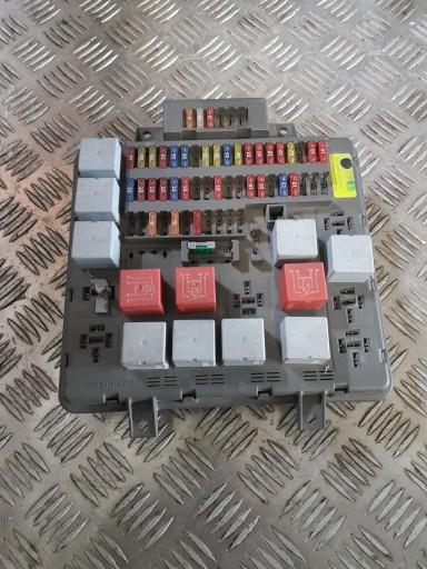 7421082089-04 - Коробка запобіжників daf lf euro 5 7421082089-02