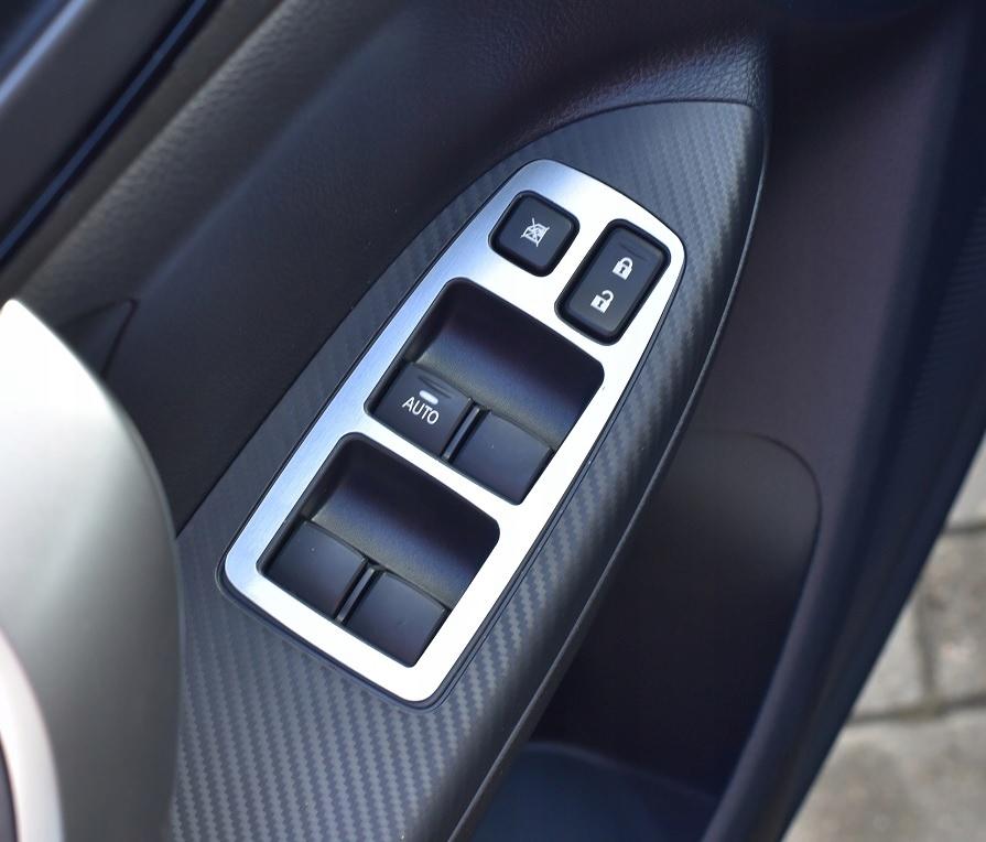 ЭТО MITSUBISHI ECLIPSE CROSS INFORM INVITE INTENSE