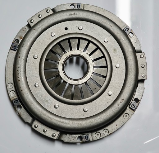 3082 054 - Затискач зчеплення MERCEDES 309 T1 207 208 210 T2 407