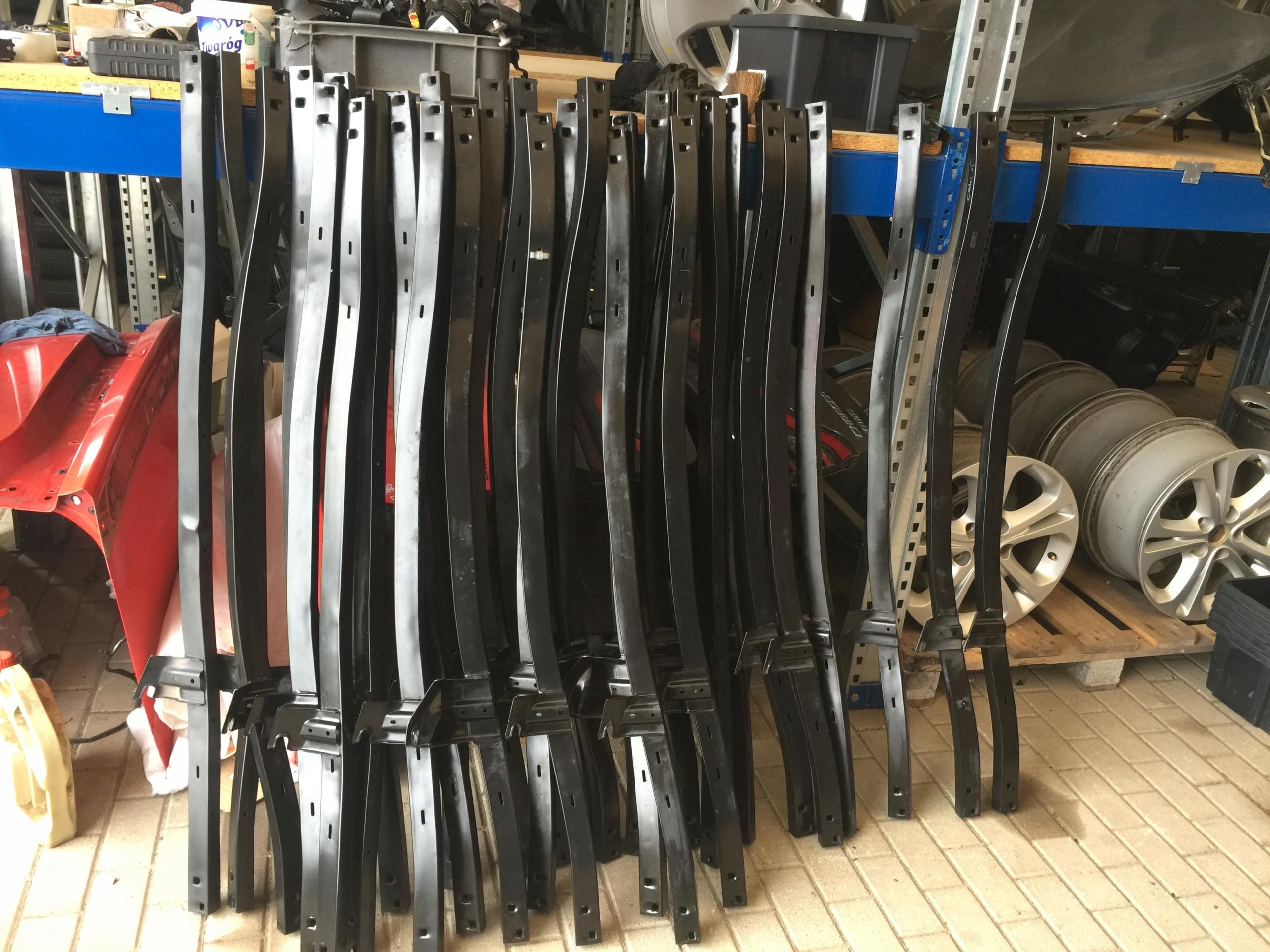 DODGE CHALLENGER 16 17 БАЛКА