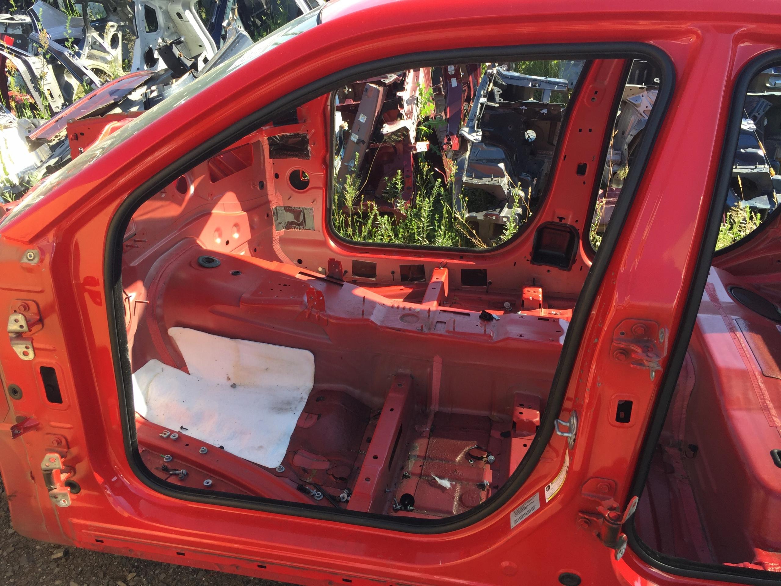 DODGE CHARGER 15 16 УПЛОТНЕНИЕ КУЗОВА ДВЕРИ