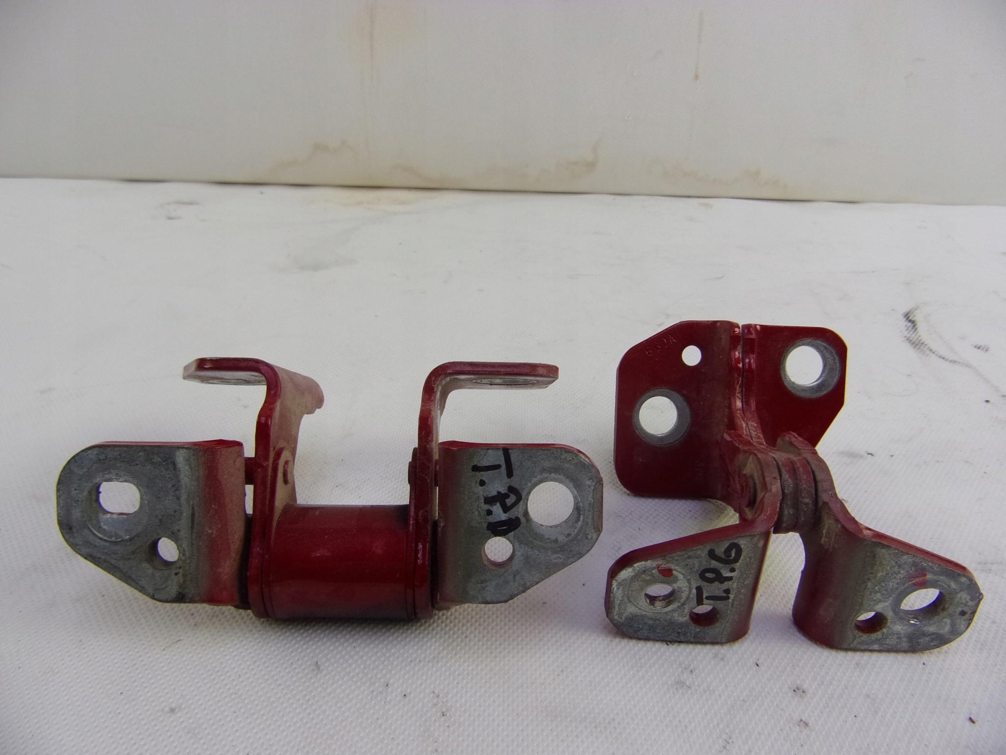 DODGE DURANGO III 11-ДВЕРНІ ПЕТЛІ ПРАВА ЗАДНЯ PRM