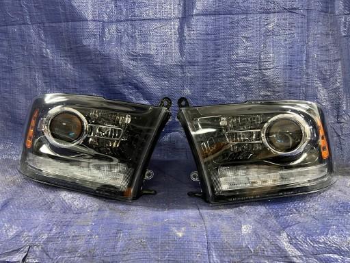 68324932AD - DODGE RAM 13-18 ЛЕВАЯ ПРАВАЯ ЛИНЗА ФАРЫ + СВЕТОДИОД