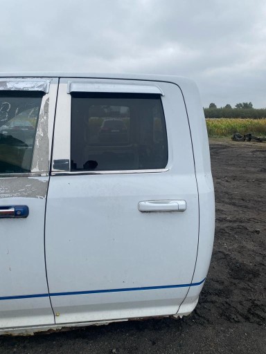 DODGE RAM 1500 IV 08-18 ДВЕРІ ЗАДНІ ЛІВІ