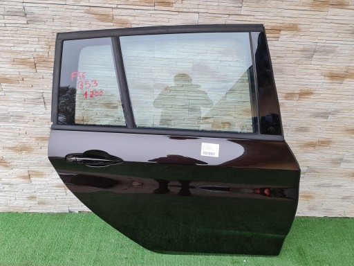 Bmw 2 f46 дверь b53