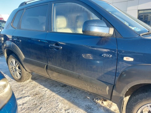 ДВЕРИ ПЕРЕДНИЕ СПРАВА, HYUNDAI TUCSON И OLX В КОМПЛЕКТЕ