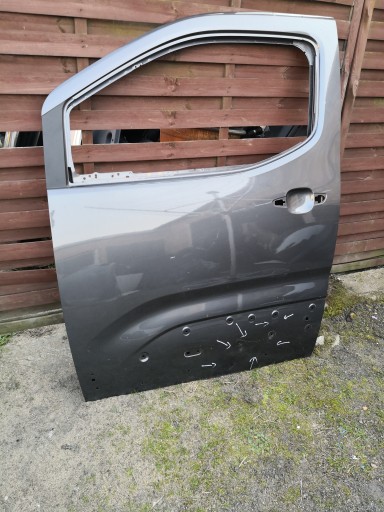 Левая дверь партнера берлинго 18-> новая модель