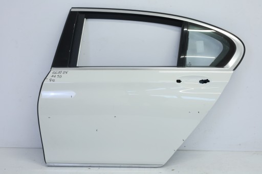 Задня частина лівої двері bmw g12 a300