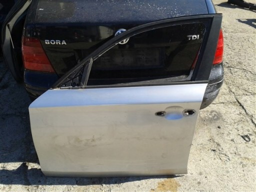 ДВЕРІ ПЕРЕДНІ ЛІВІ BMW 1 E87 TITANSILBER