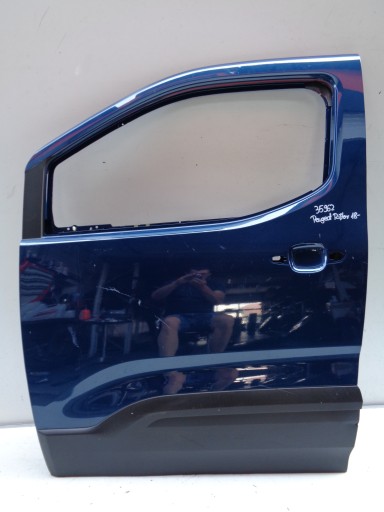 Ліві вхідні двері peugeot rifter 18- № 35962