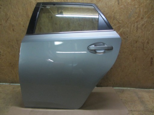 111 - Ліва двері toyota auris h.b. 1g6 модель 13-18