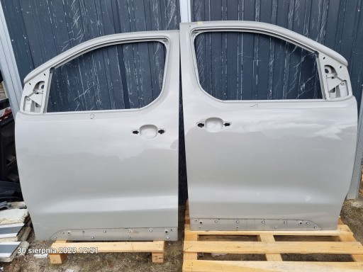 Експерт з лівої вхідної двері proace jumpy iii 16- l+p