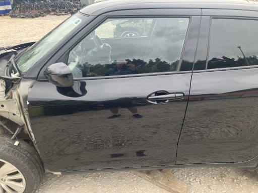 PK11152 - Двері ліві передні suzuki swift mk8 vi zmv