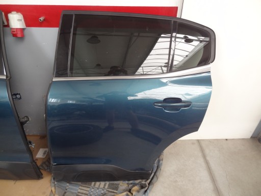 C5EDZ17 - Дверь левой задней задней