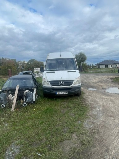 ДВЕРІ MERCEDES SPRINTER 906 білі ЛІВІ ПРАВІ