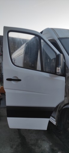 ДВЕРІ ПРАВІ MERCEDES SPRINTER 906