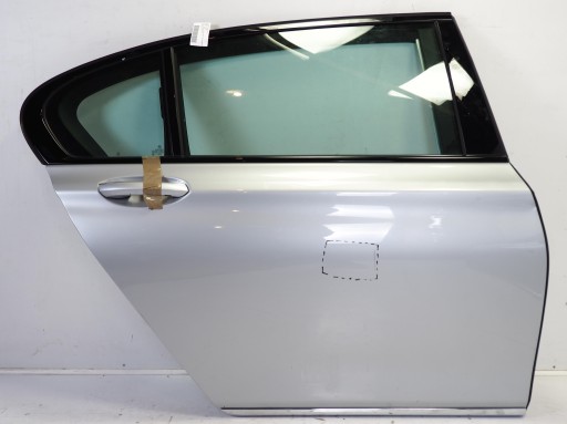 Праворуч задня задня частина bmw g12 a83