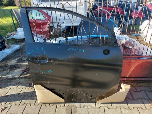 Правая дверь renault captur i