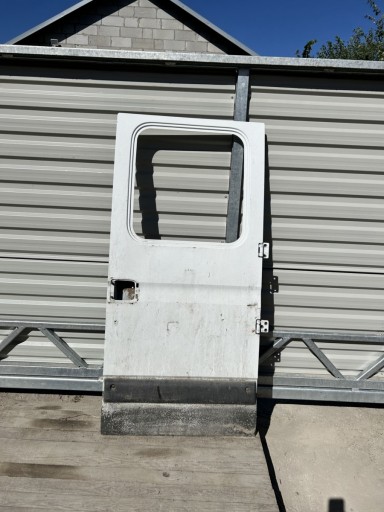 Дверная правая задняя часть renault master ii doka dubel cabine