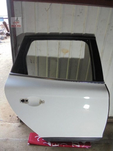 Двері правий задній volvo xc60 та 2011 2.0d d5