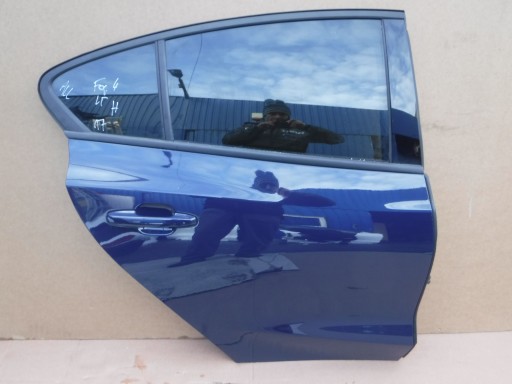 JX7B-A24630-A - Праві задні двері ford focus mk4 blazer blue 5d