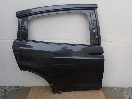 1028791-00-K - Права задня права задня модель tesla x 2016-