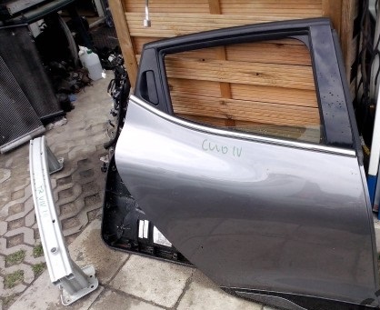 821006799R - Правая дверь renault clio 4 iv 12-
