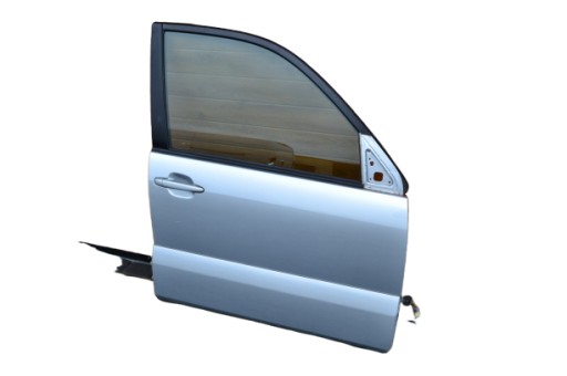 Двері правий toyota land cruiser 120 d4d