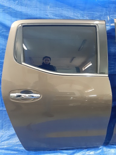Права задня двері cnm alaskan navara d23 np300