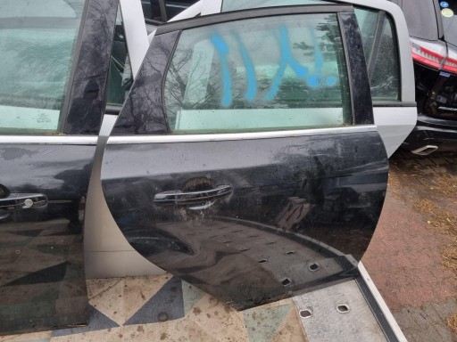 11111111 - Праві задні двері ford focus mk3 fb завершено