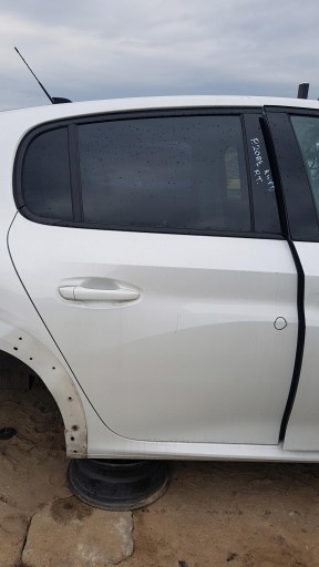 Праві задні двері peugeot 208 ii lak: kwed