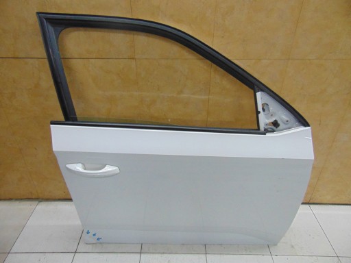 Передняя передняя правая skoda fabia iii 3 6v0