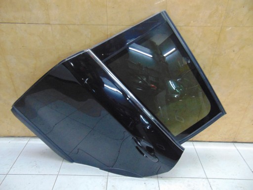 Задняя дверь задняя левая peugeot 2008 i