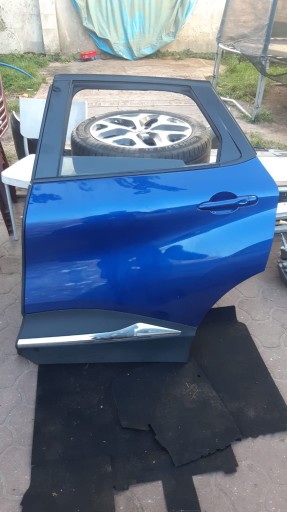 Задняя дверь задняя renault captur lift 2019