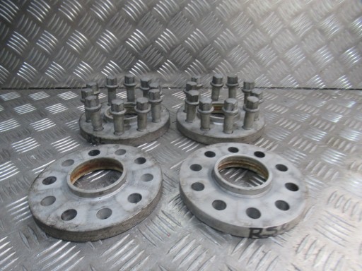 ПРОСТАВКИ ГВИНТИ ШПИЛЬКИ AUDI A4 RS4 B8 A5 RS5 КОМПЛЕКТ