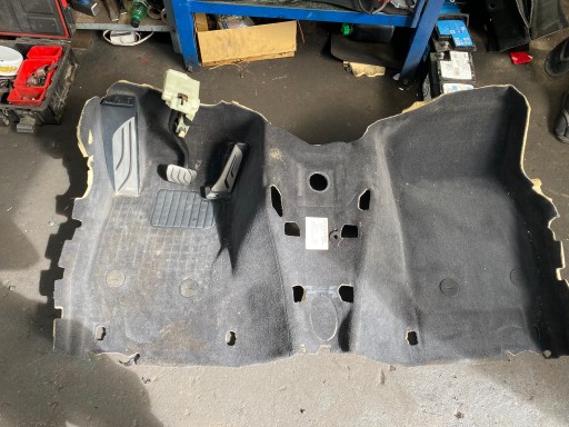 КОВРИК ПЕРЕДНИЙ ЧЕРНЫЙ EUR BMW 4 F36 M ПАКЕТ