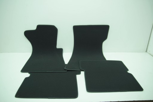 КОМПЛЕКТ КОВРИКОВ ЧЕРНЫЙ MERCEDES SL W107