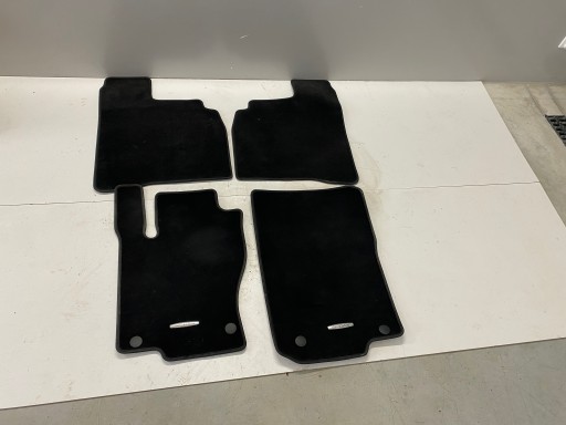 ДОВГІ ВЕЛЮРОВІ КИЛИМКИ MERCEDES S W221