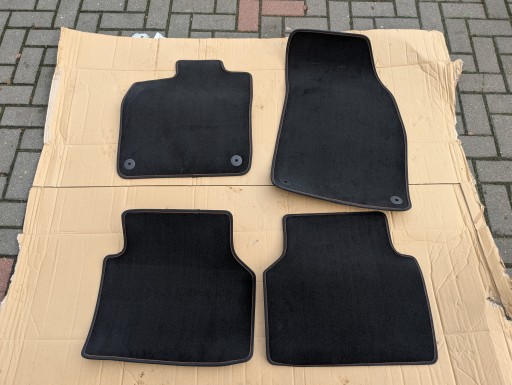 ВЕЛЮРОВІ КИЛИМКИ SKODA ENYAQ 5LB NEW OE 5LB863011D