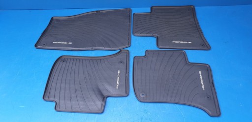 Оригінальні гумові килимки Porsche Cayenne 958