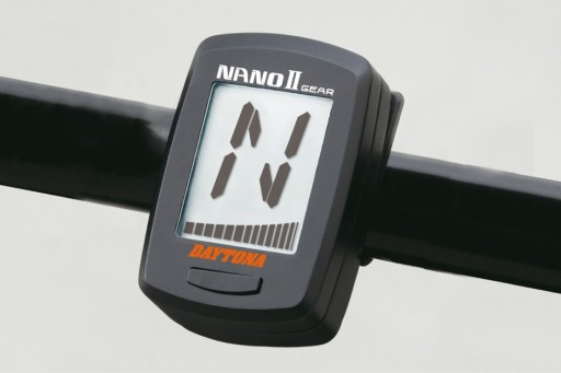 Daytona NANO-II Digital LCD Gear Display 86533 ()