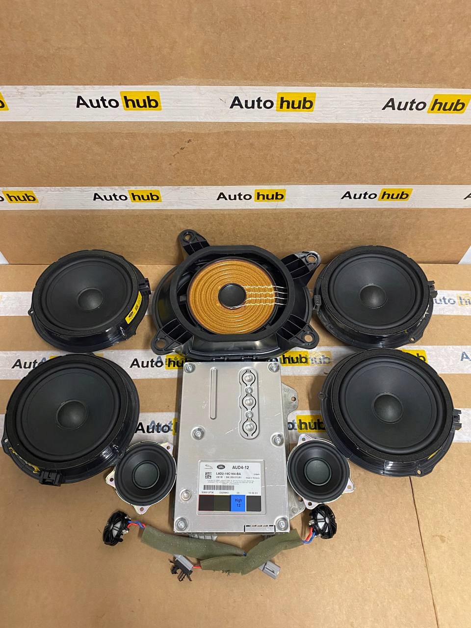 L8D2-19C164-BA - Discovery Sport L550 Meridian комплект L8D2-19c164