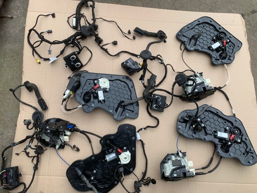 Двері Джгут проводів модулі AUDI A8 D4