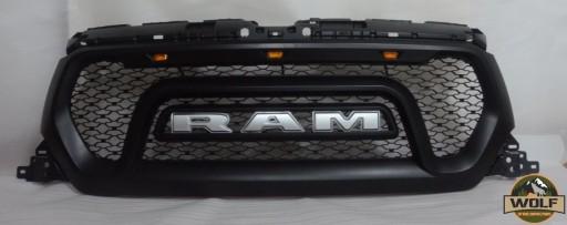 574-452-478 - Dodge RAM 1500 2019-2023 Решетка радиатора + светодиод