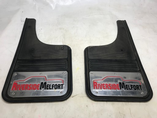 Dodge Ram 09- Бризковик лівий правий США