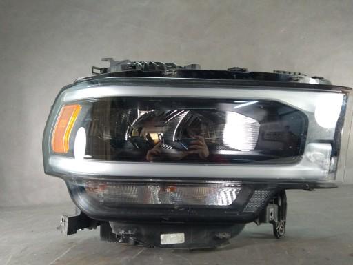 Dodge Ram 2500, 3500, Heavy Duty 2019+ фонарь правый