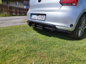 Накладка на задній бампер