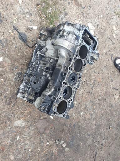 Нижня частина двигуна VW T5 2.5 TDI AXD